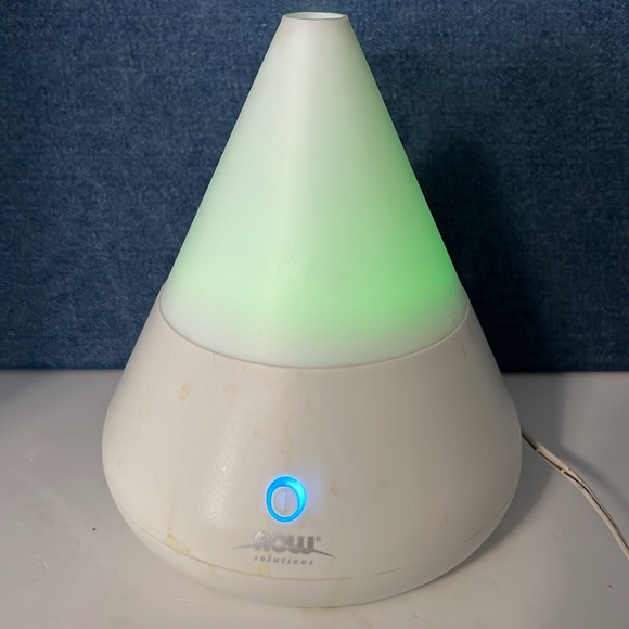 Now Solutions Ultrasonic Essential Oil Diffuser Aromatherapy EO Mist Vapor - Picture 5 of 8